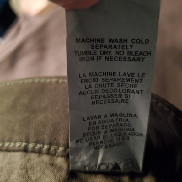 Karen Kane Green Capri Cropped Pants Ankle Zip Size 6 NWOT - Picture 12 of 13